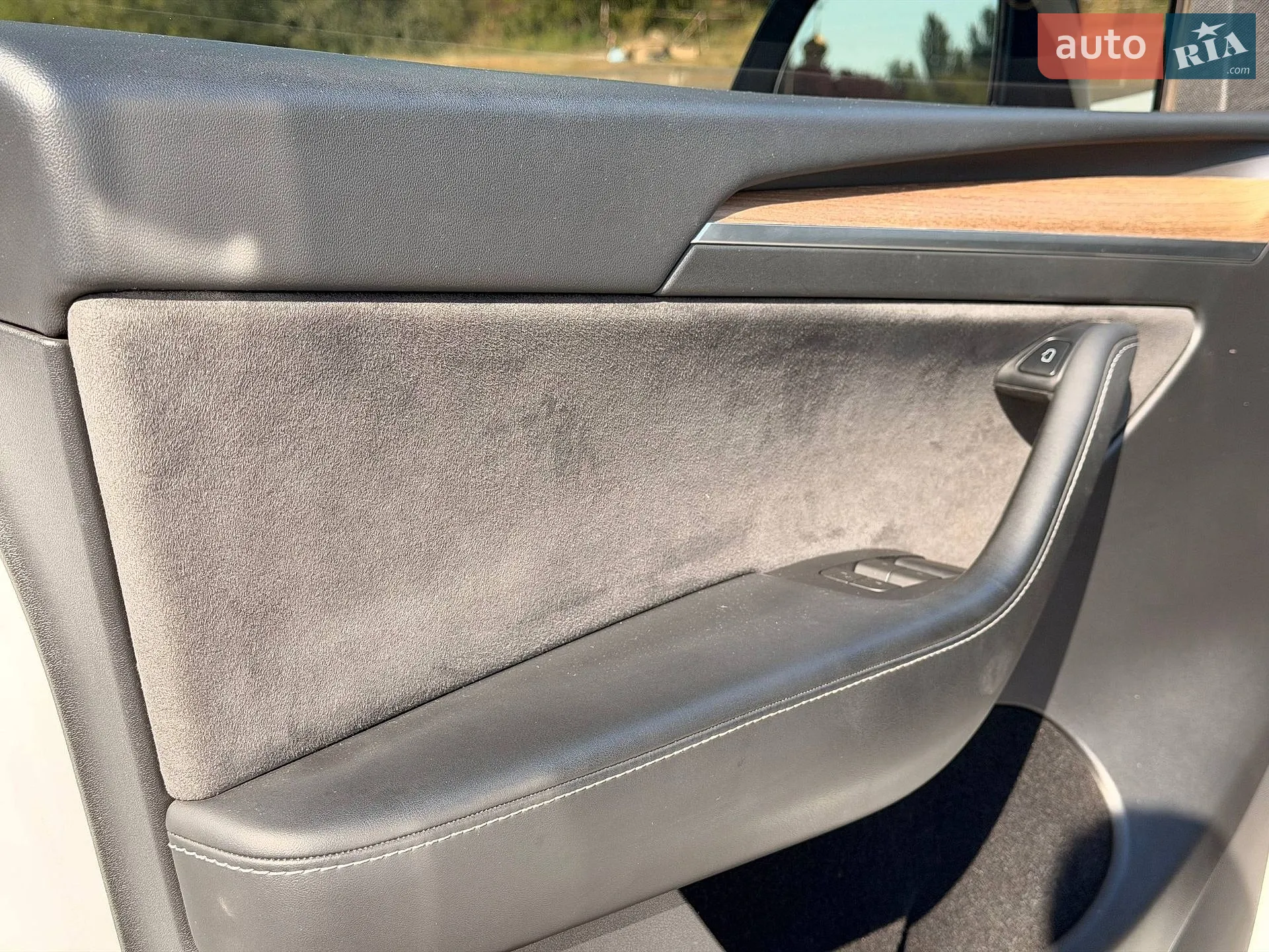 2023 Tesla Model Y - мініатюра 36