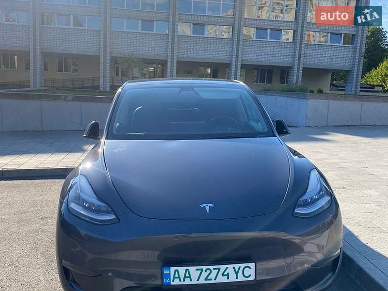 Позашляховик / Кросовер Tesla Model Y 2021 в Львові