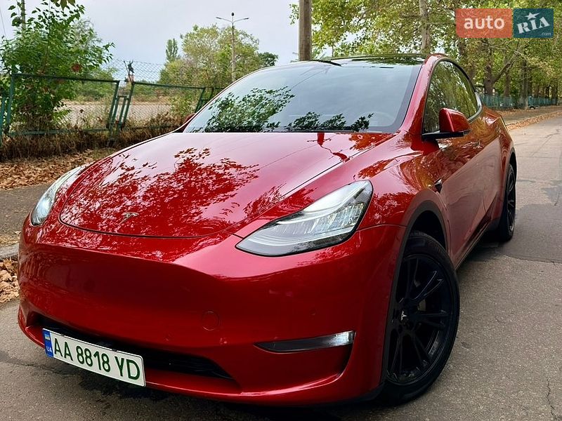 Внедорожник / Кроссовер Tesla Model Y 2022 в Киеве