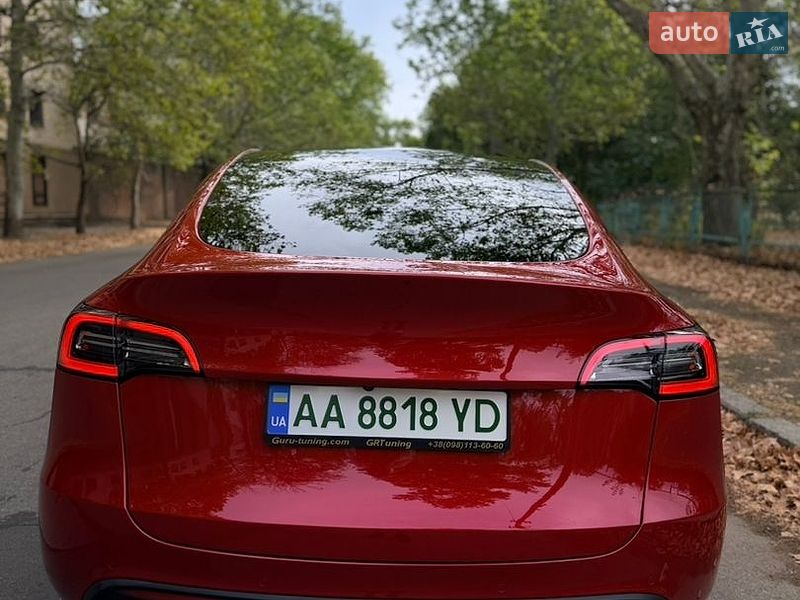 Внедорожник / Кроссовер Tesla Model Y 2022 в Киеве