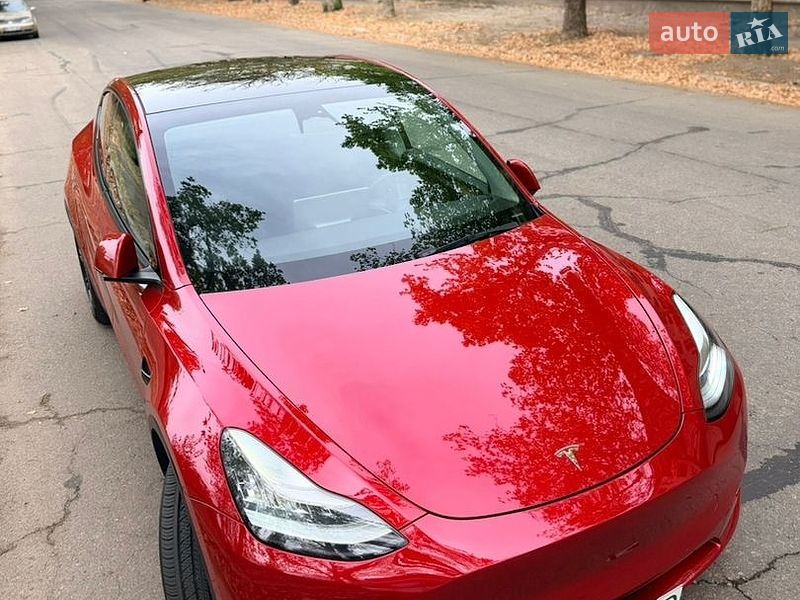 Внедорожник / Кроссовер Tesla Model Y 2022 в Киеве