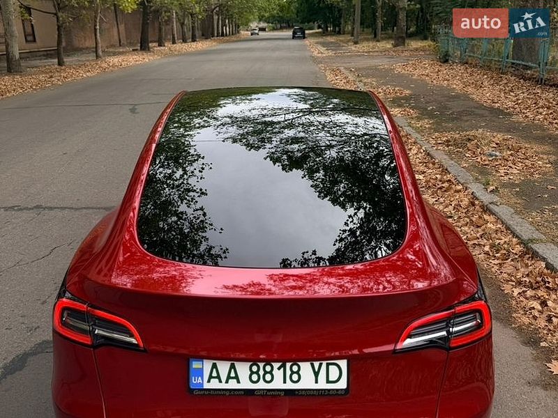 Внедорожник / Кроссовер Tesla Model Y 2022 в Киеве