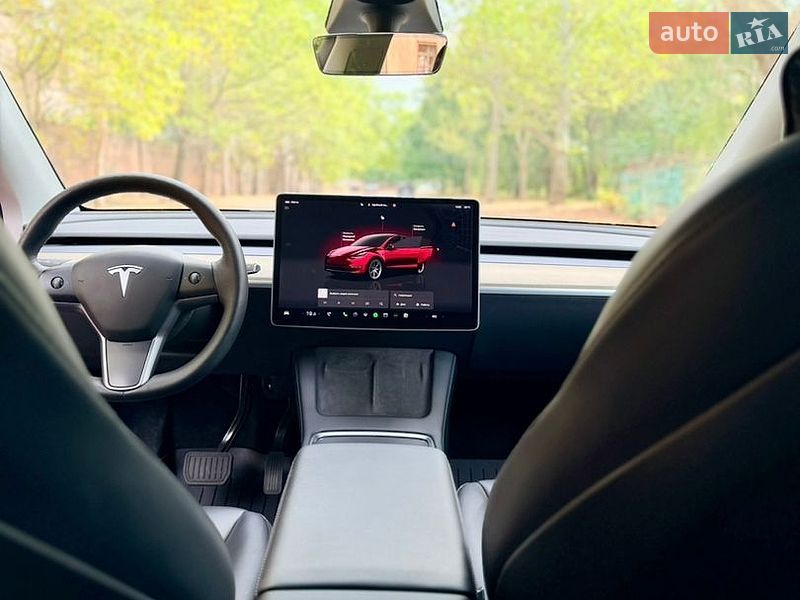 Внедорожник / Кроссовер Tesla Model Y 2022 в Киеве