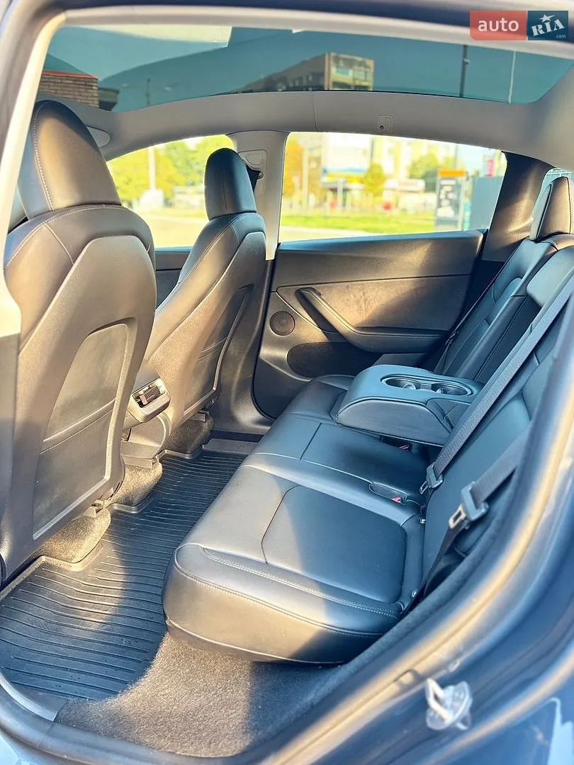2022 Tesla Model Y - мініатюра 6