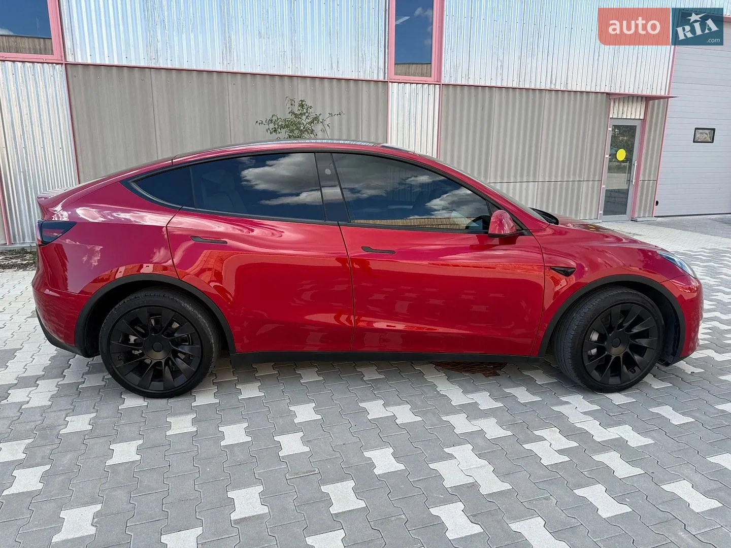 2023 Tesla Model Y - мініатюра 4