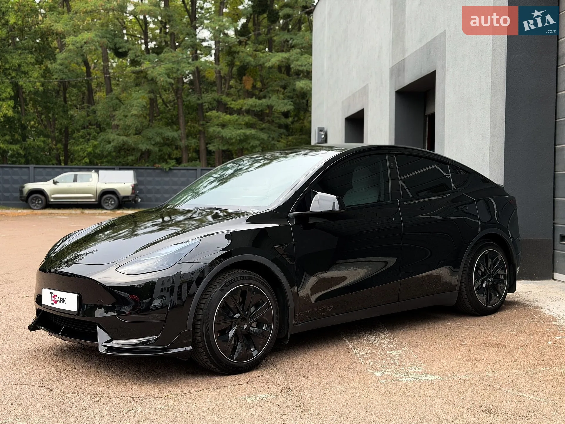 2024 Tesla Model Y - мініатюра 4