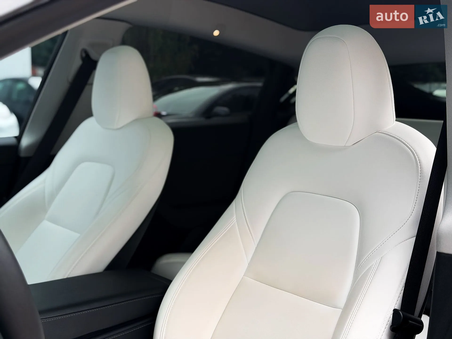 2024 Tesla Model Y - мініатюра 14