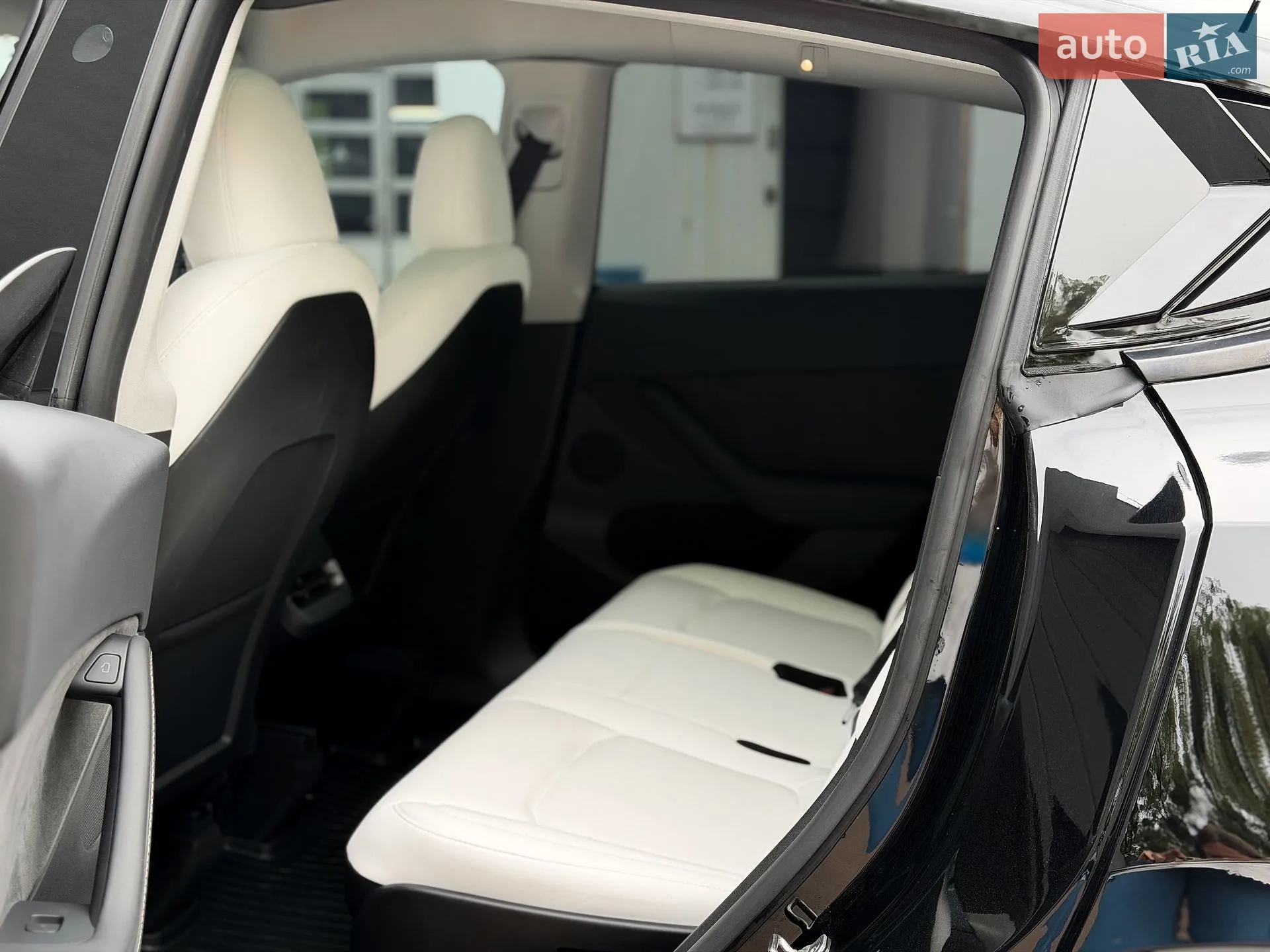 2024 Tesla Model Y - мініатюра 16