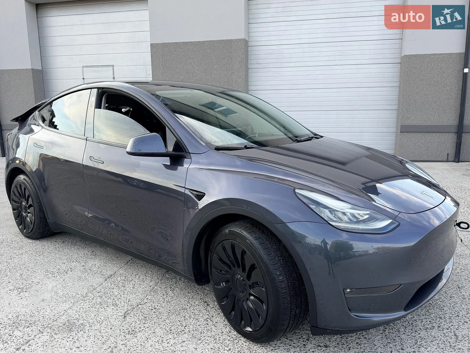 2022 Tesla Model Y - фото 1