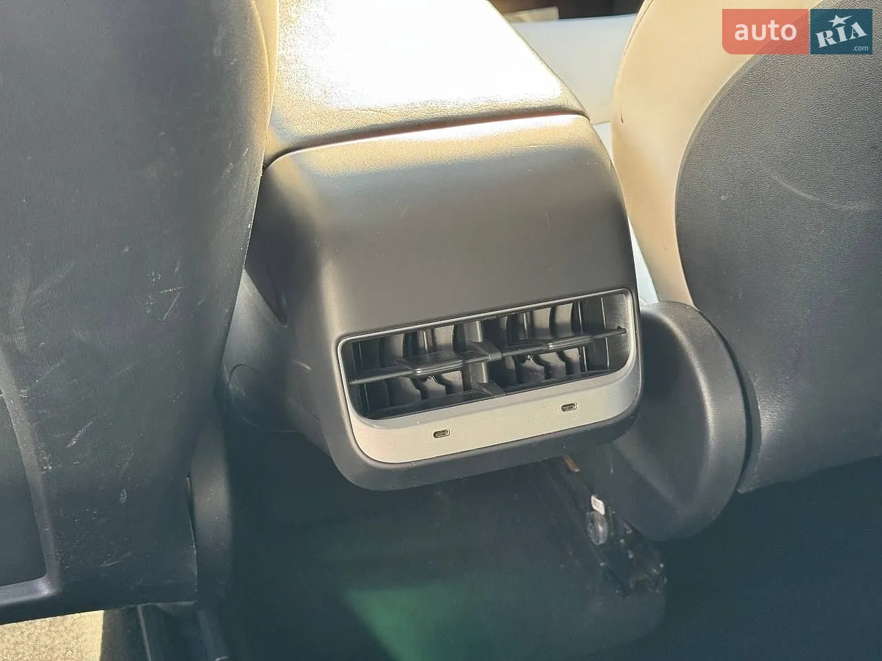 2020 Tesla Model Y - мініатюра 23