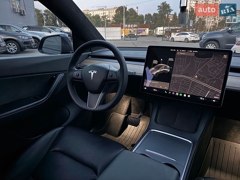 Позашляховик / Кросовер Tesla Model Y 2021 в Києві