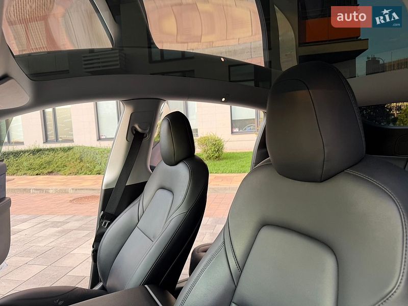Позашляховик / Кросовер Tesla Model Y 2020 в Києві