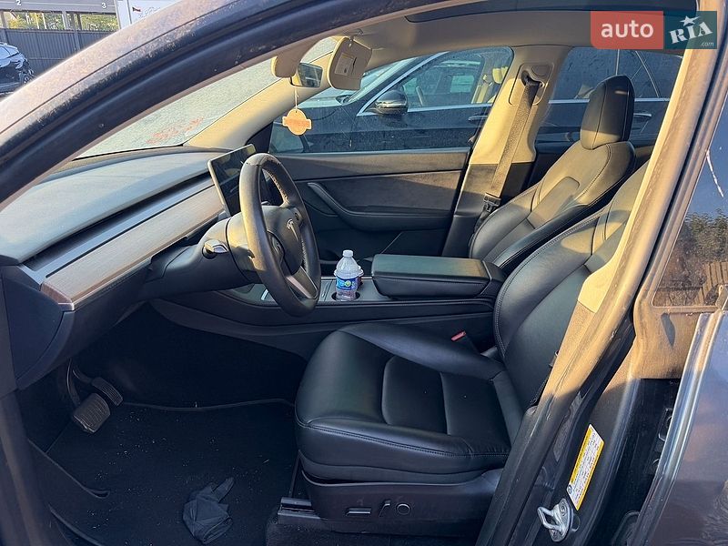 Внедорожник / Кроссовер Tesla Model Y 2022 в Львове