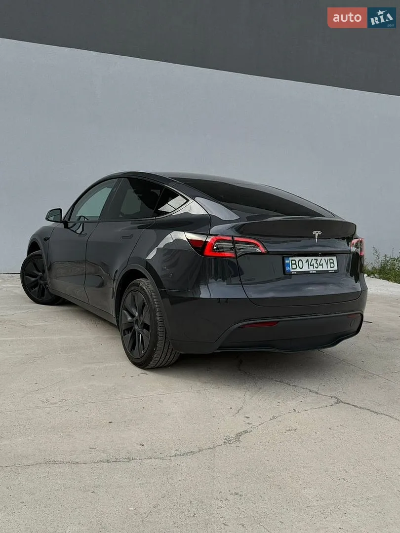 2025 Tesla Model Y - мініатюра 22