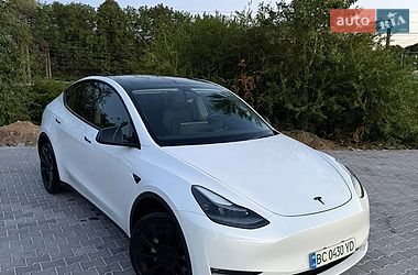 Позашляховик / Кросовер Tesla Model Y 2022 в Львові