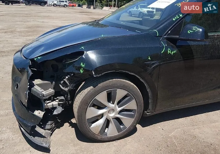 2021 Tesla Model Y - мініатюра 4