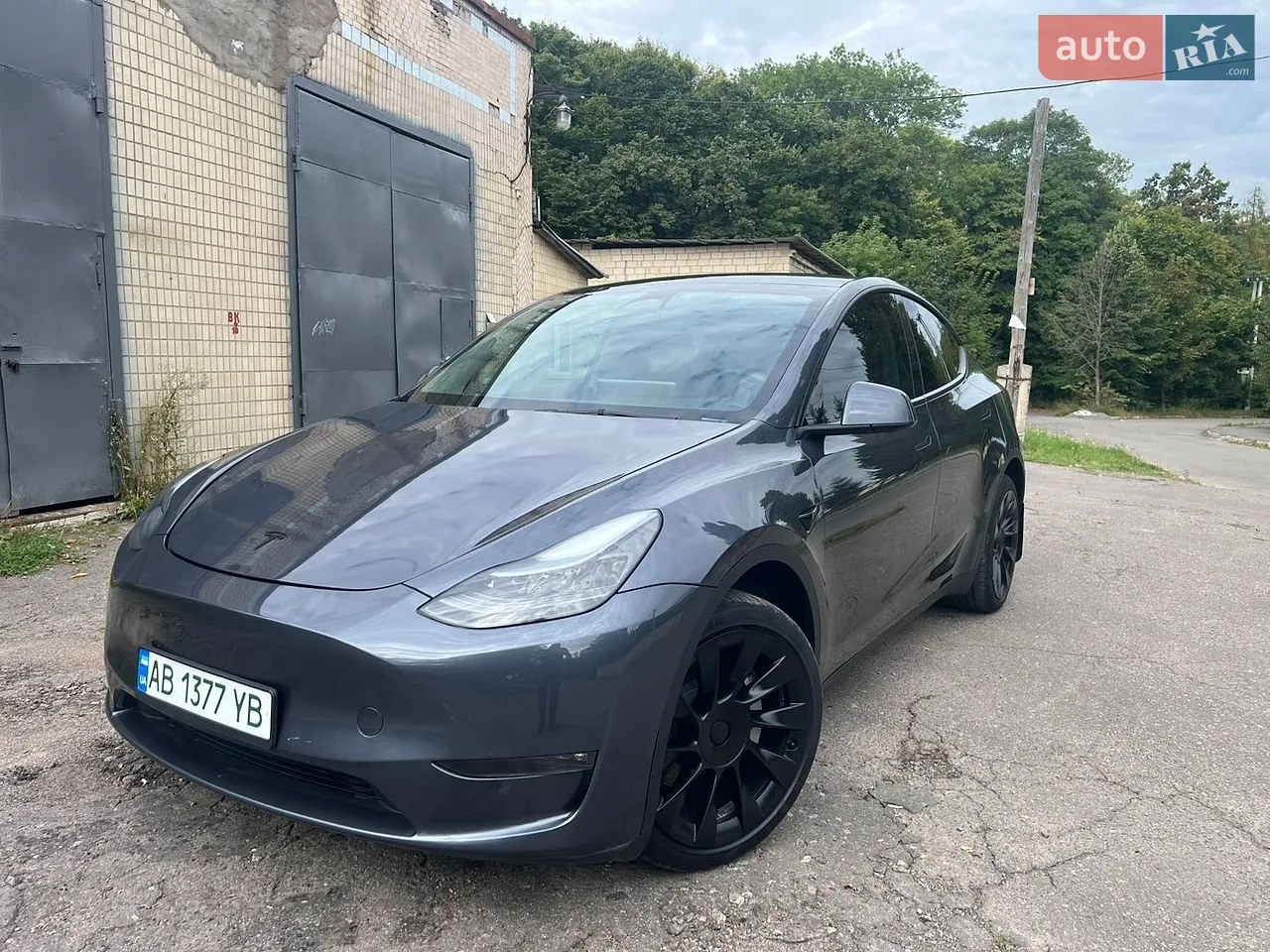 2024 Tesla Model Y - мініатюра 18