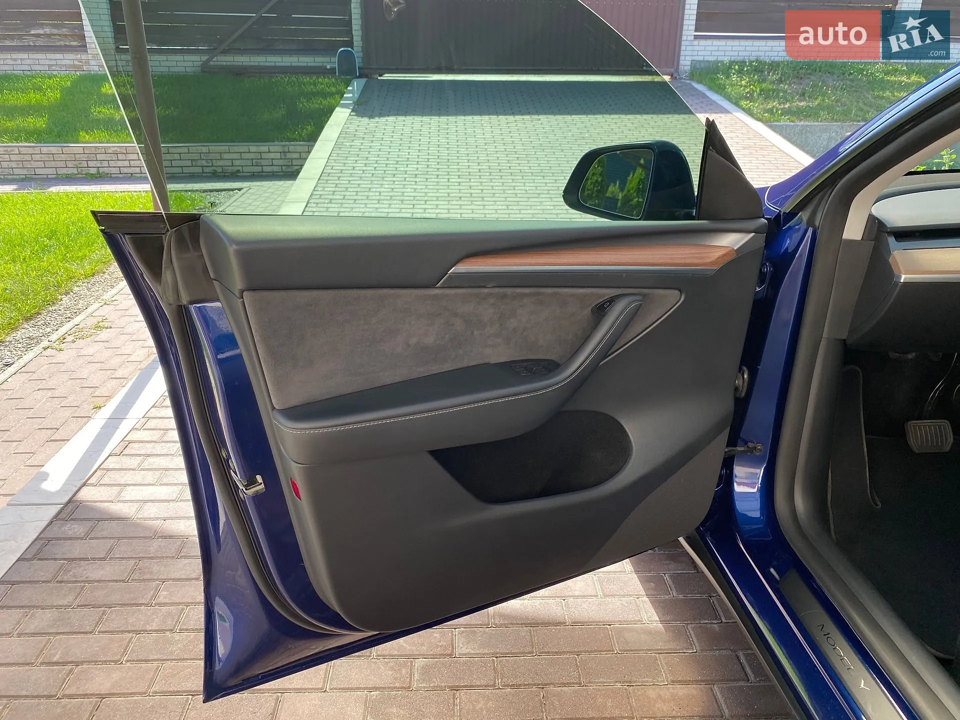 2024 Tesla Model Y - мініатюра 12