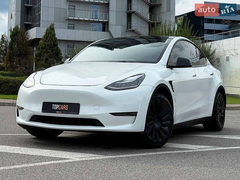 Tesla Model Y 2021