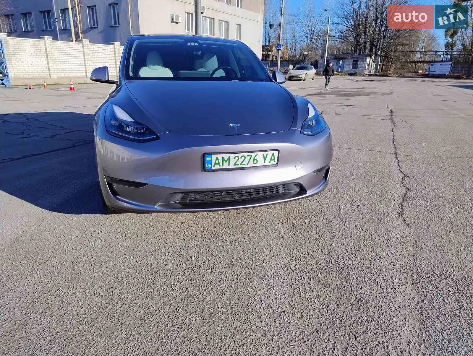 2024 Tesla Model Y - мініатюра 3