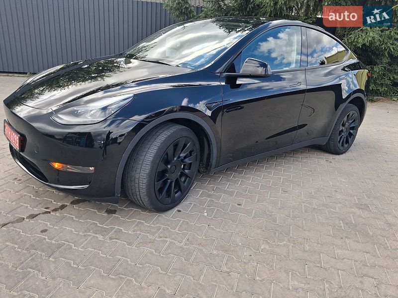 Позашляховик / Кросовер Tesla Model Y 2024 в Ланівці