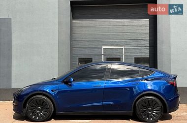Позашляховик / Кросовер Tesla Model Y 2023 в Києві фото 5 Позашляховик / Кросовер Tesla Model Y 2023 в Києві
