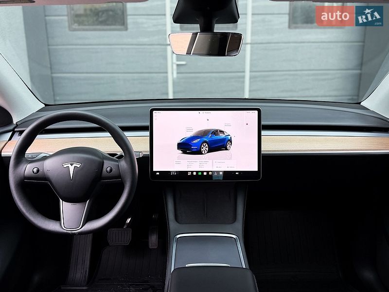Позашляховик / Кросовер Tesla Model Y 2023 в Києві фото 16 Позашляховик / Кросовер Tesla Model Y 2023 в Києві
