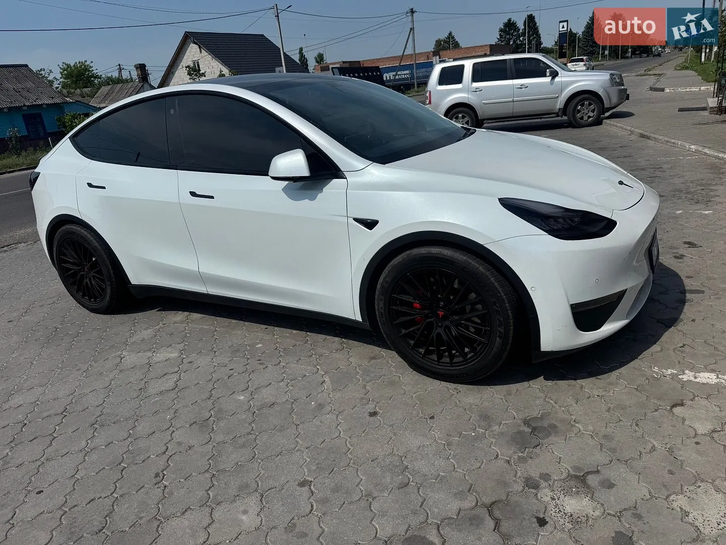 2020 Tesla Model Y - мініатюра 8
