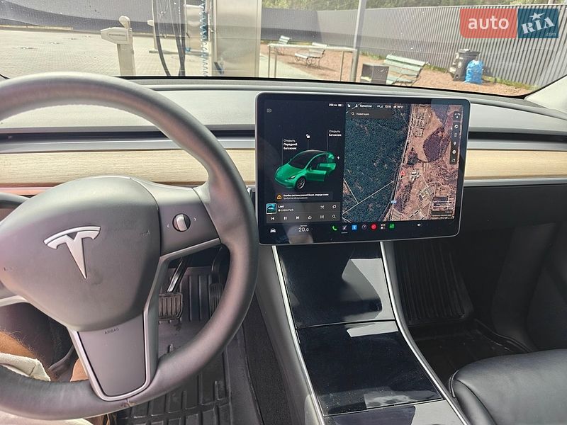 Позашляховик / Кросовер Tesla Model Y 2021 в Києві