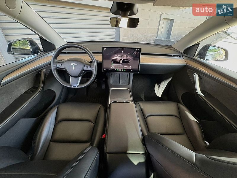Позашляховик / Кросовер Tesla Model Y 2023 в Києві