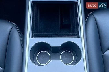 Внедорожник / Кроссовер Tesla Model Y 2021 в Чернигове