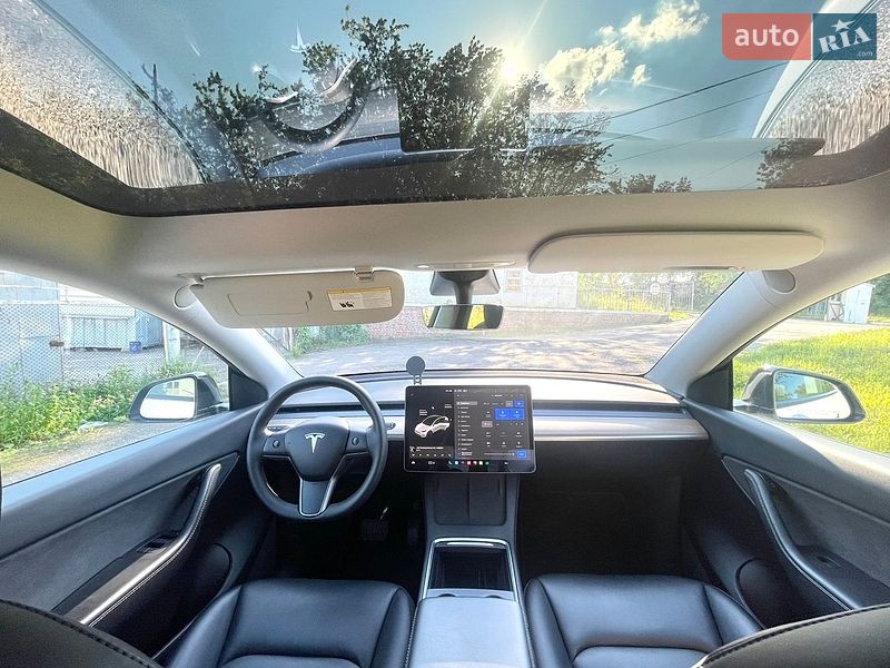 Внедорожник / Кроссовер Tesla Model Y 2021 в Чернигове