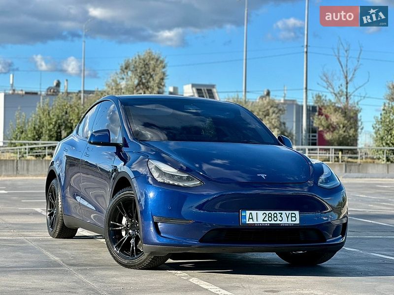 Внедорожник / Кроссовер Tesla Model Y 2021 в Киеве