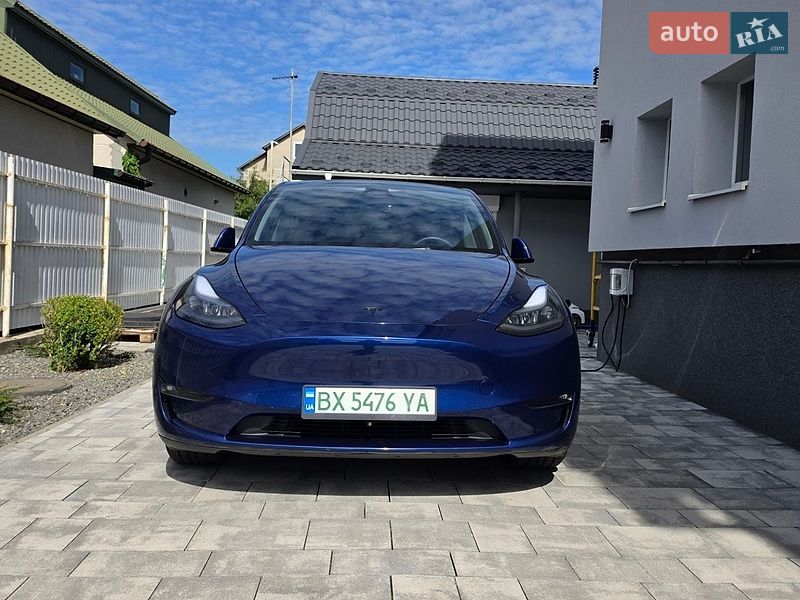 Tesla Model Y 2024 Tesla Model Y 2024