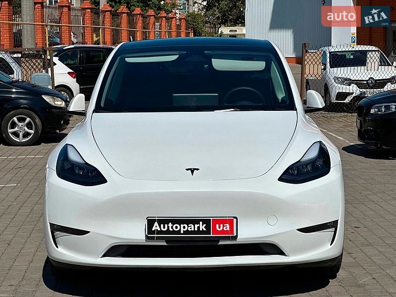 Позашляховик / Кросовер Tesla Model Y 2024 в Одесі