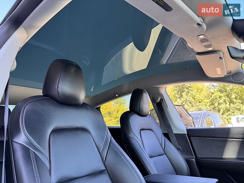 Внедорожник / Кроссовер Tesla Model Y 2022 в Бердичеве