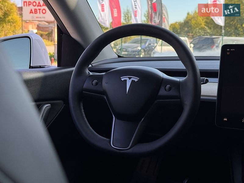 Внедорожник / Кроссовер Tesla Model Y 2022 в Бердичеве