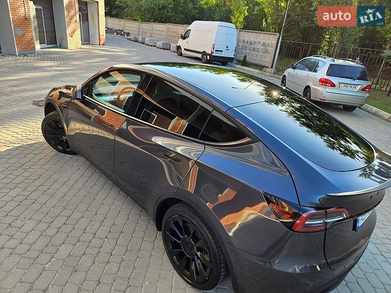 Внедорожник / Кроссовер Tesla Model Y 2022 в Харькове