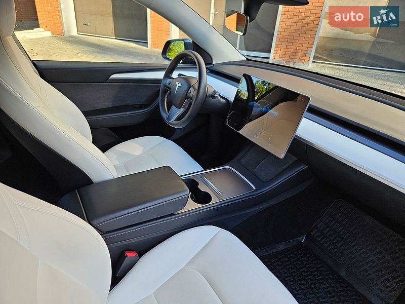 Внедорожник / Кроссовер Tesla Model Y 2022 в Харькове