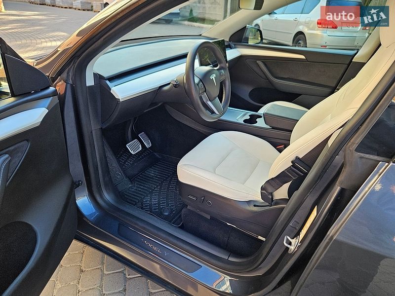Внедорожник / Кроссовер Tesla Model Y 2022 в Харькове