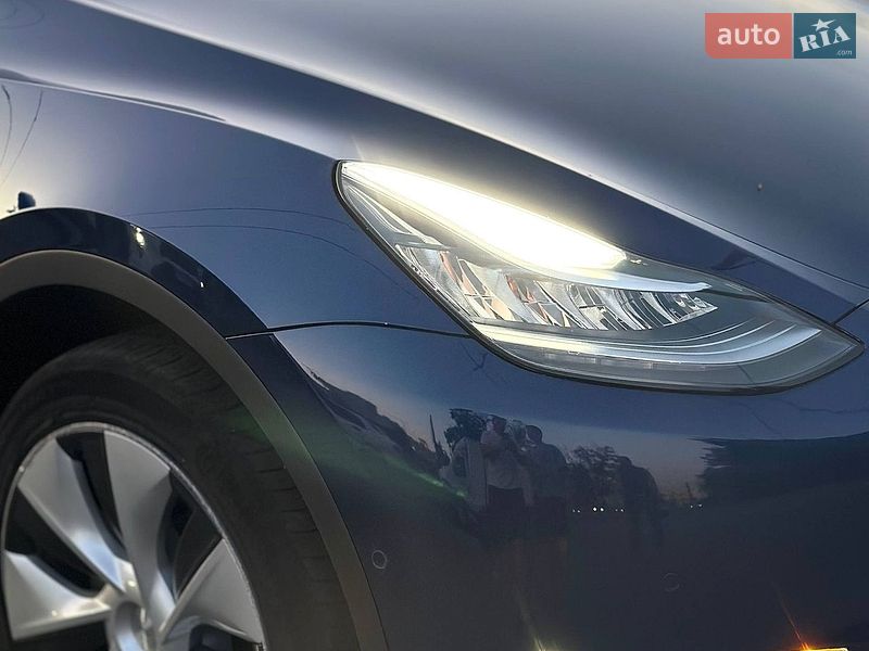Внедорожник / Кроссовер Tesla Model Y 2022 в Харькове
