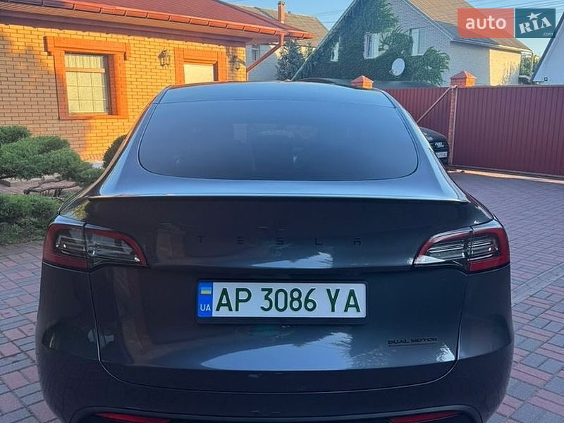 Внедорожник / Кроссовер Tesla Model Y 2023 в Днепре