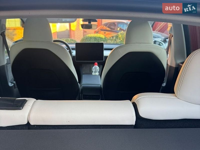 Внедорожник / Кроссовер Tesla Model Y 2023 в Днепре