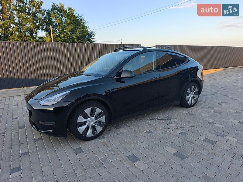 Tesla Model Y 2022 Tesla Model Y 2022