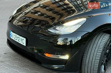 Позашляховик / Кросовер Tesla Model Y 2023 в Києві