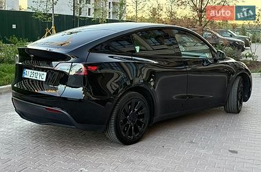 Позашляховик / Кросовер Tesla Model Y 2023 в Києві