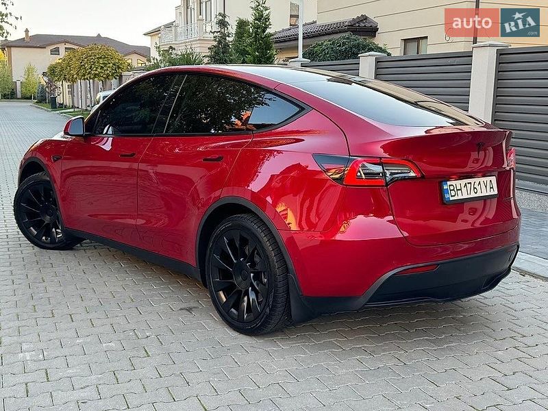 Позашляховик / Кросовер Tesla Model Y 2020 в Львові