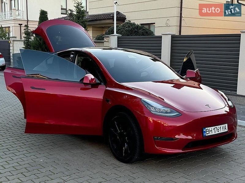 Позашляховик / Кросовер Tesla Model Y 2020 в Львові