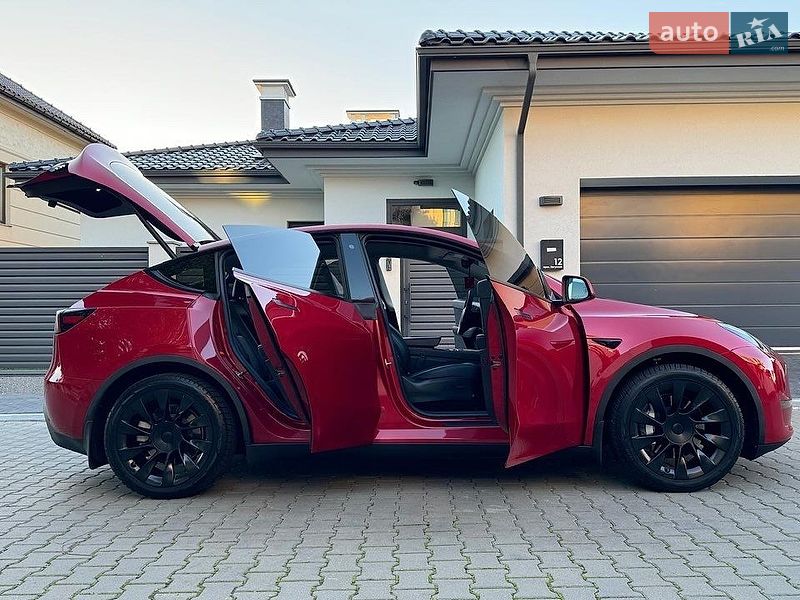 Позашляховик / Кросовер Tesla Model Y 2020 в Львові