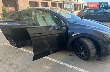 Позашляховик / Кросовер Tesla Model Y 2024 в Хмельницькому